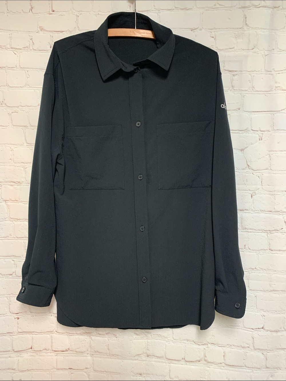 Alo Dreamscape Black Button Generous Shirt Top Size L 44” - Picture 2 of 7
